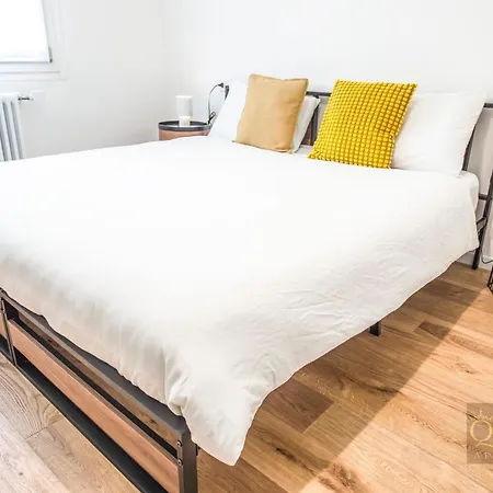 Apartament Queen Silvia Bolonia