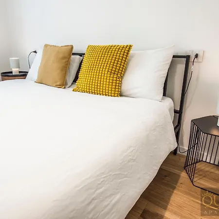 Queen Silvia Apartament Bolonia